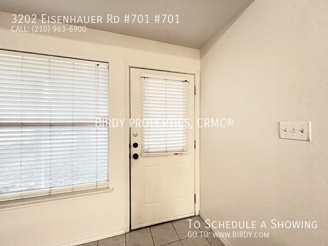 Building Photo - 3202 Eisenhauer Rd