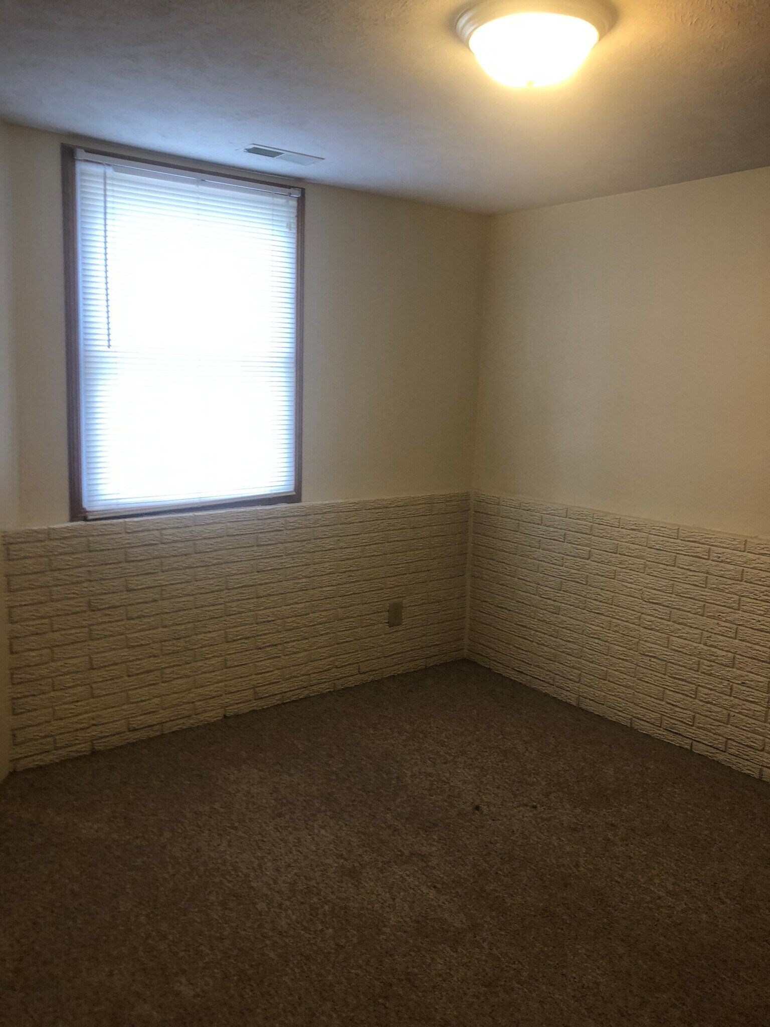 Building Photo - 3005 N 50th St