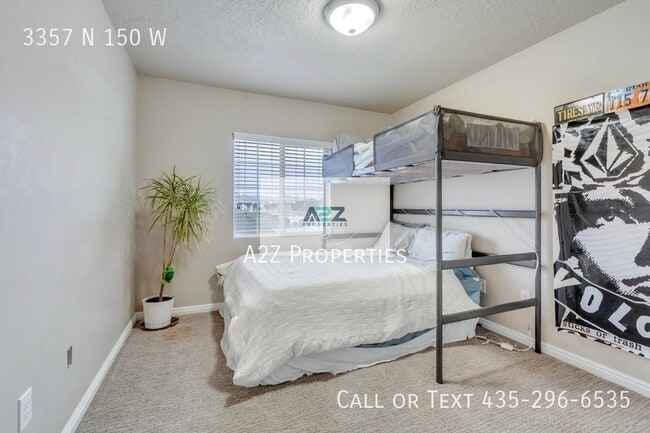 Building Photo - 3357 N 150 W