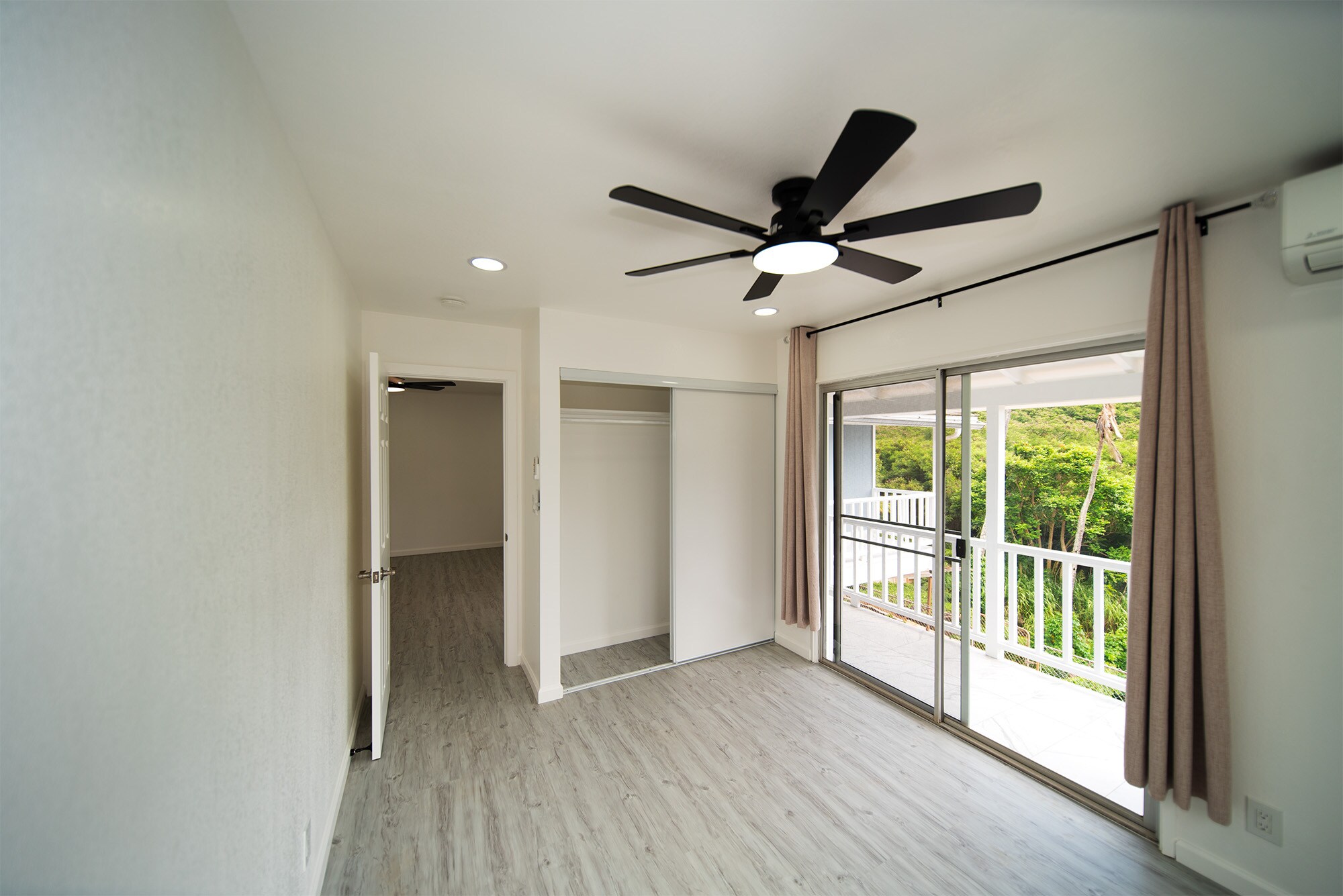 Building Photo - 99-627 Kaulainahee Pl