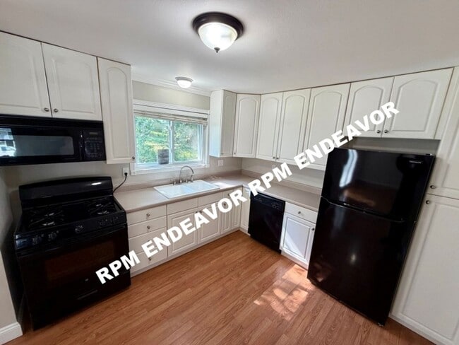 Building Photo - 1407 La Cerros Ln