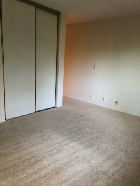 Building Photo - 850 Apricot Ave