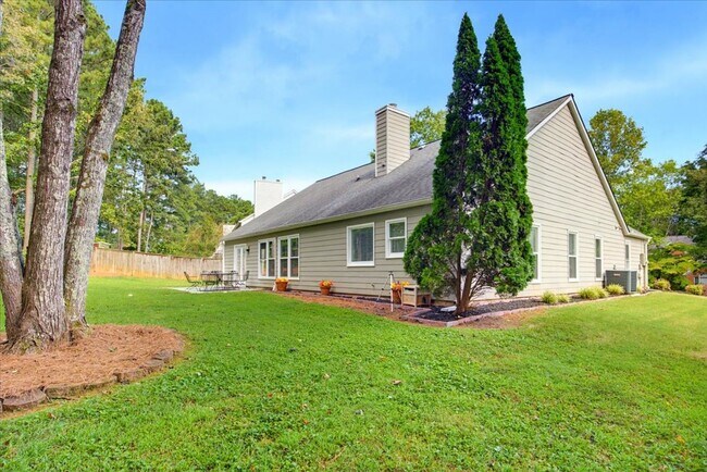Building Photo - 326 Saybrook Crossing