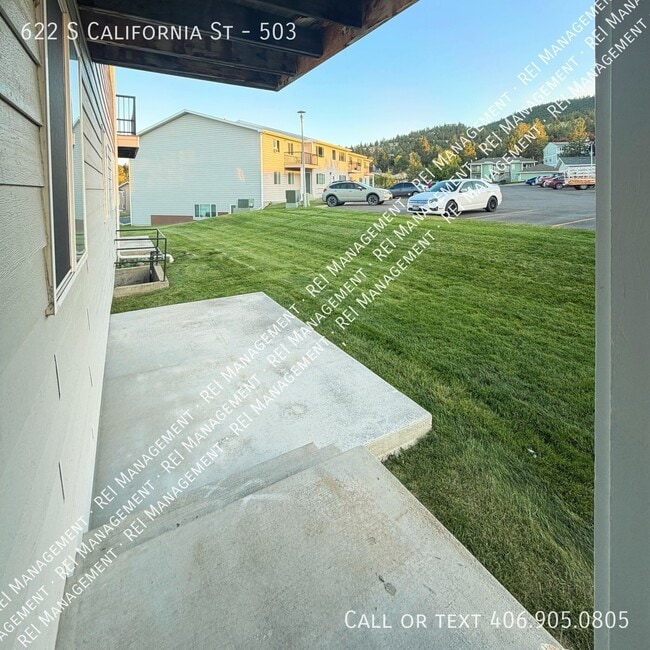 Building Photo - 622 S California St