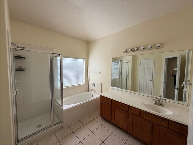 Building Photo - 15814 Granite Mountain Trail