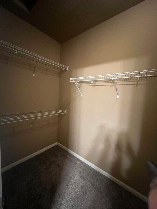 Building Photo - 1/2 month off moving special if move in prior to 03/15/2026 - Beautiful 3 bed 2 bath house w 2 ca...