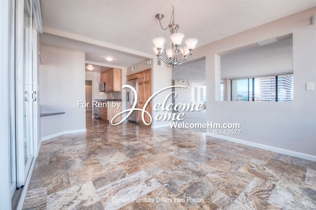 Building Photo - Furnished Park Tower Condo with views of t...
