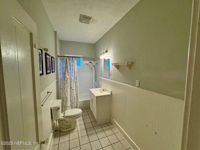 Building Photo - 3649 Walsh St