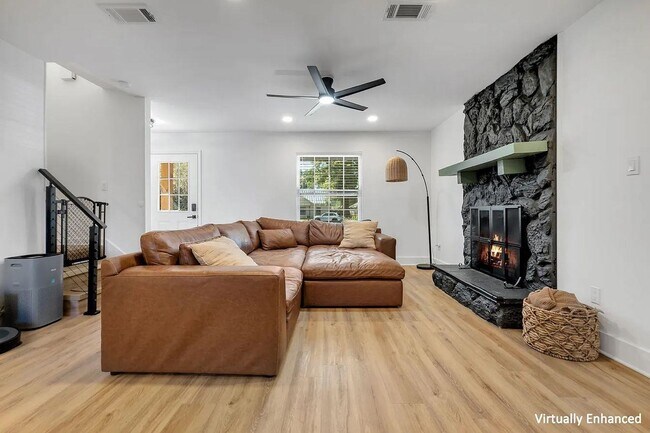 Building Photo - 246 Intrepid Ct