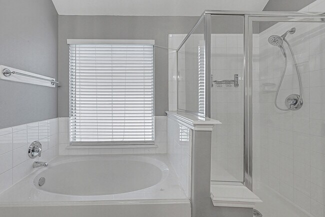 Building Photo - 16711 Moss Green Ct