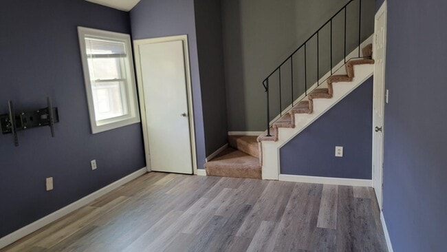 Building Photo - 39 Bluestone Dr