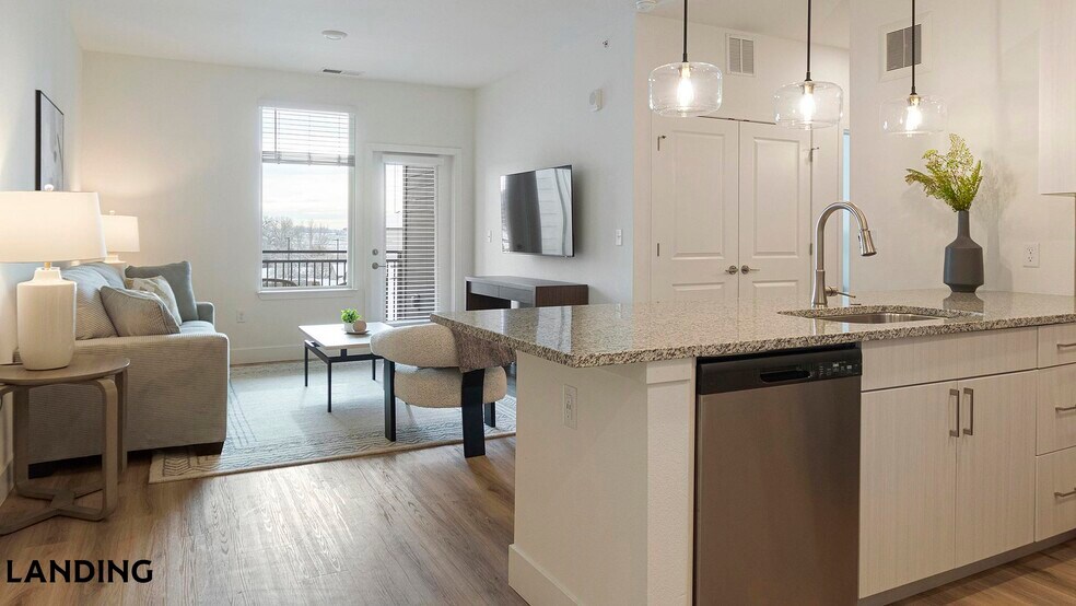 Building Photo - 10670 Jake Jabs Blvd