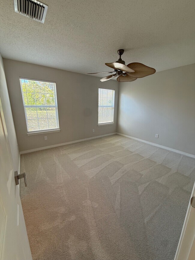 Building Photo - 187 Park Pl