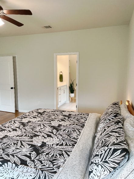 Building Photo - 1038 Gentle Wind Dr