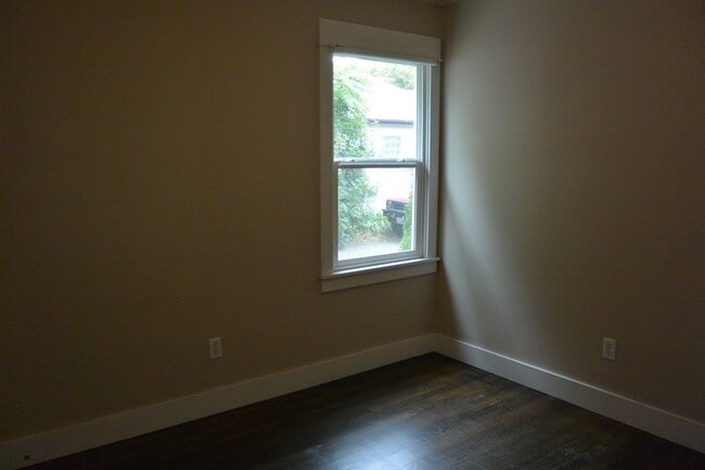 Building Photo - 3600.3602e.Evergreen