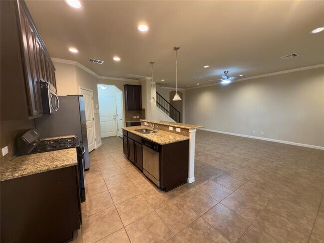 Building Photo - 14001 Avery Ranch Blvd