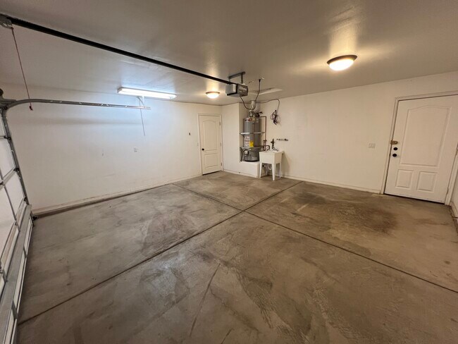 Building Photo - 2139 W 127 S