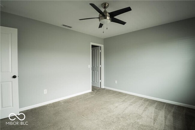 Building Photo - 15665 Eastpark Dr