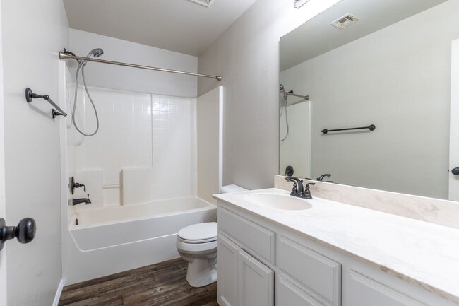 Building Photo - Rent to Own in Edmond!