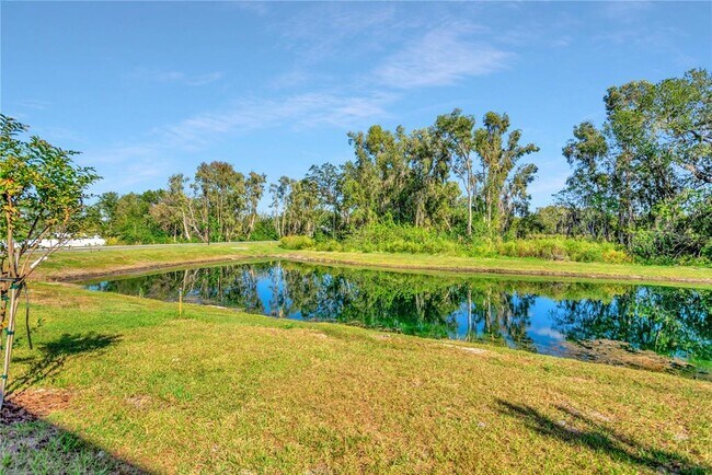 Building Photo - 6032 Shiner St