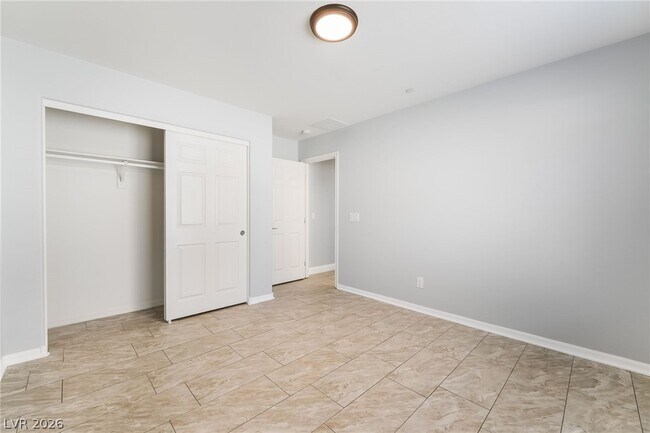 Building Photo - 1350 Bear Brook Ave