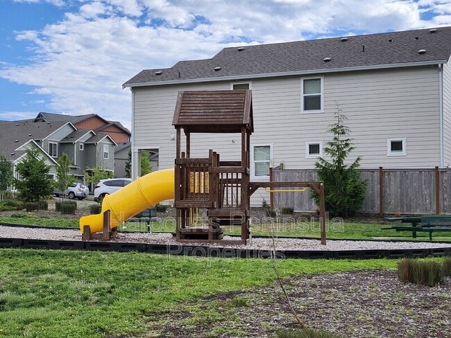 Building Photo - 4785 Driftwood St