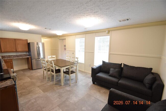Building Photo - 6560 W Avocado St