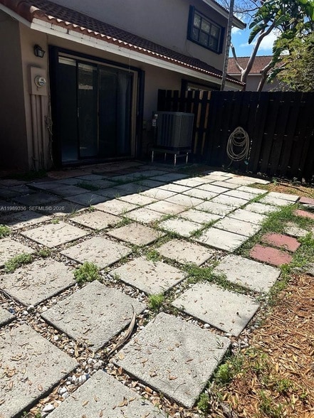 Building Photo - 9102 SW 113th Pl Cir E