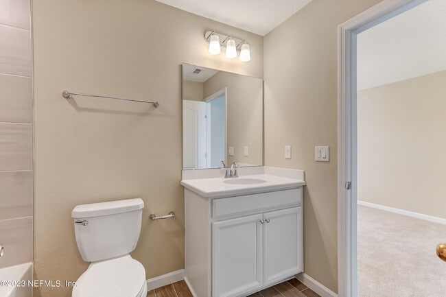 Building Photo - 1325 Salt Ridge Ave