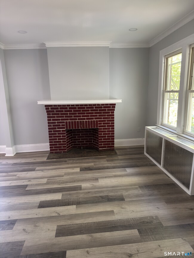 Building Photo - 67-69-69 Westbourne Pkwy