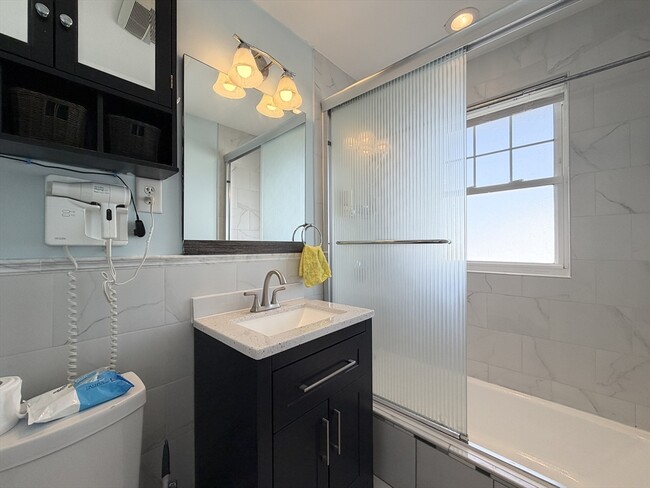 Building Photo - 21 Alton Rd