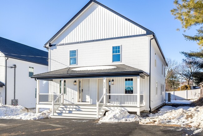 Building Photo - 29 Milton St