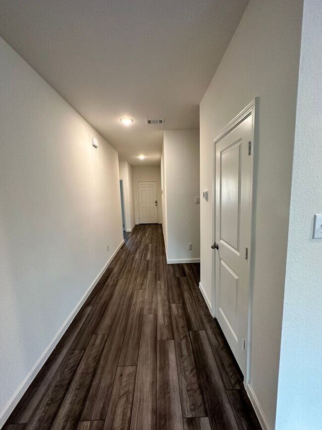 Building Photo - Single Family house in Crowley 76036