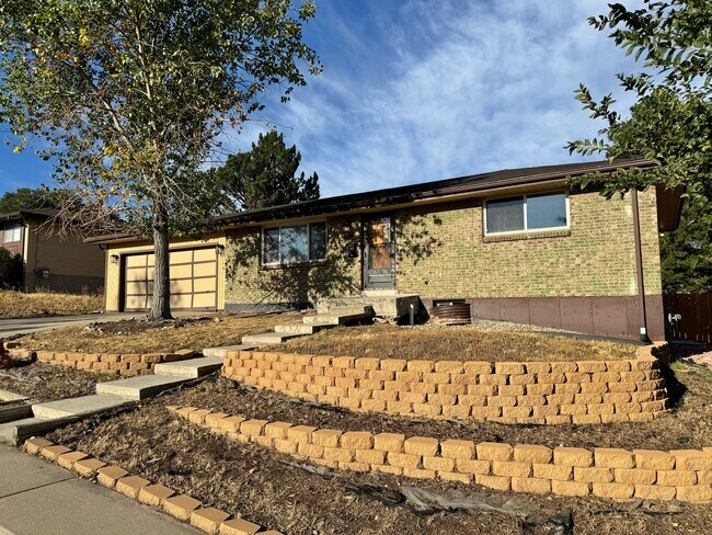 Primary Photo - 8305 Acoma St