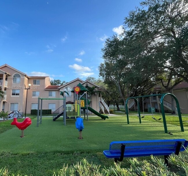 Building Photo - 10520 SW 158th Ct