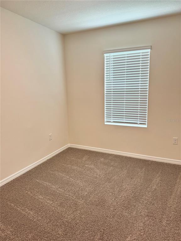 Building Photo - 2925 Canary Ave