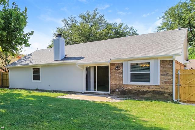 Building Photo - 6637 N Park Dr