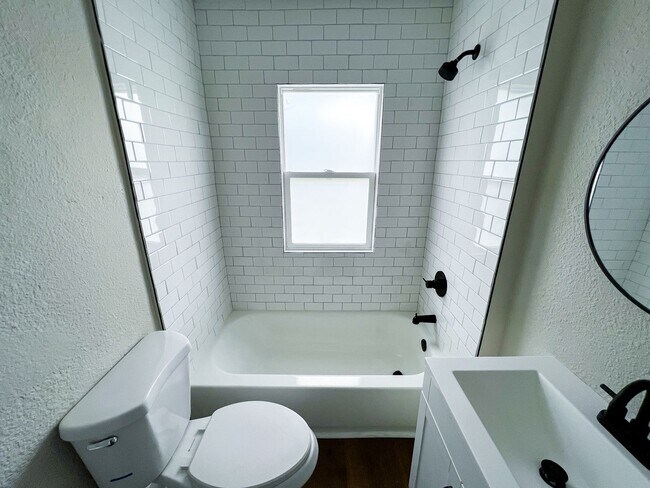 Building Photo - 3534 Doctor M.L.K. Jr St