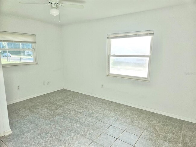 Building Photo - 817 S Apopka Ave
