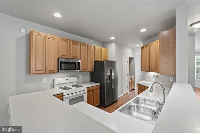 Building Photo - 1208 Cambria Terrace NE