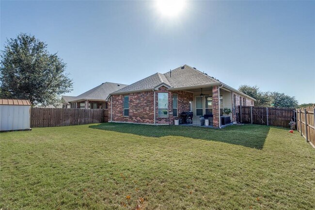 Building Photo - 3208 Thicket Dr