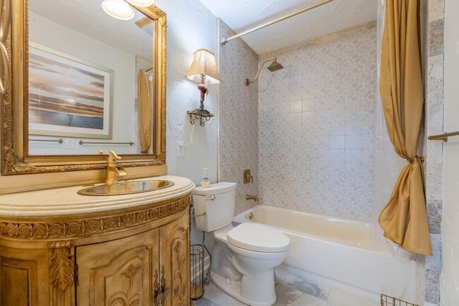 Building Photo - 188 Hill Of Contentment