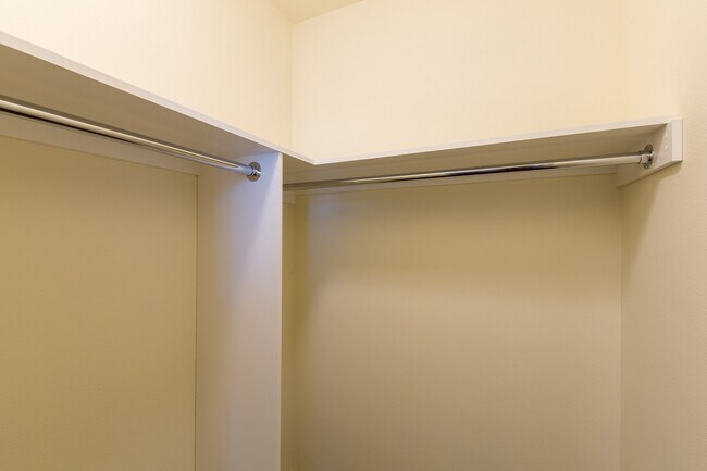 Building Photo - 436 10th NW St