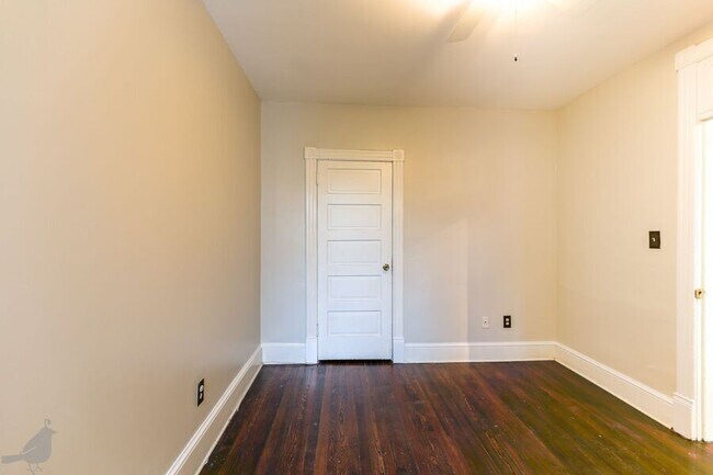 Building Photo - 337 14th St NE