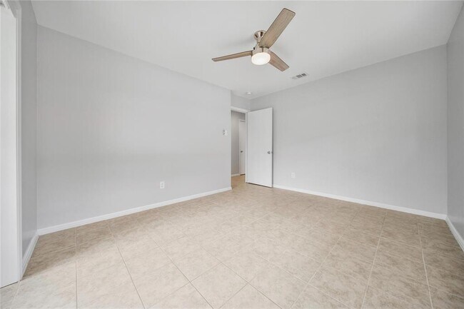 Building Photo - 1059 Richelieu Ln