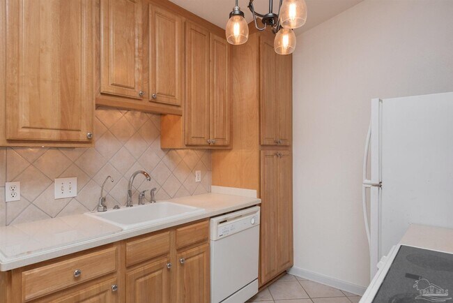 Building Photo - 2300 W Michigan Ave