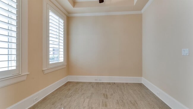 Building Photo - 1700 Sunset Blvd