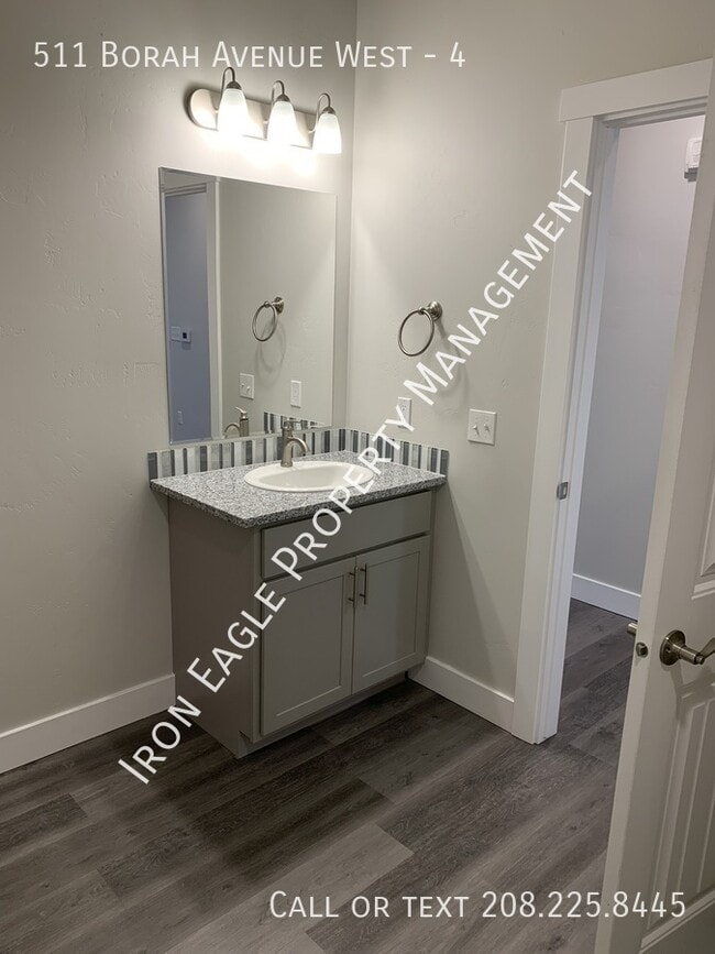 Building Photo - 511 Borah Ave W