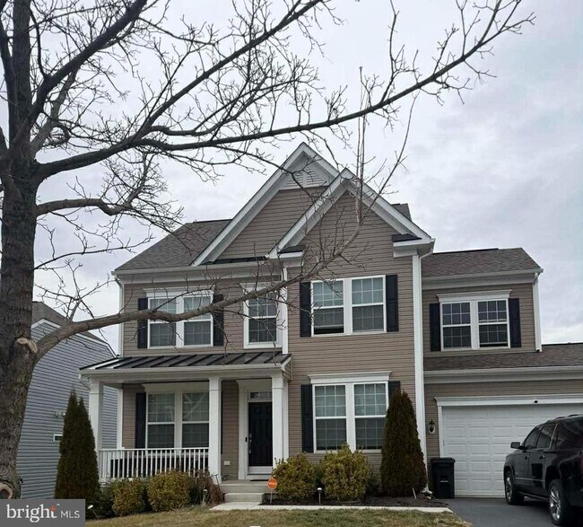 Building Photo - 117 Station Terrace E