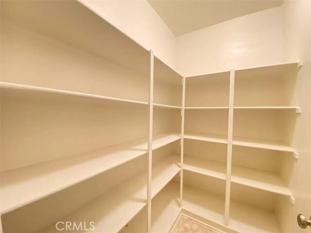 Building Photo - 6430 Sheffield St